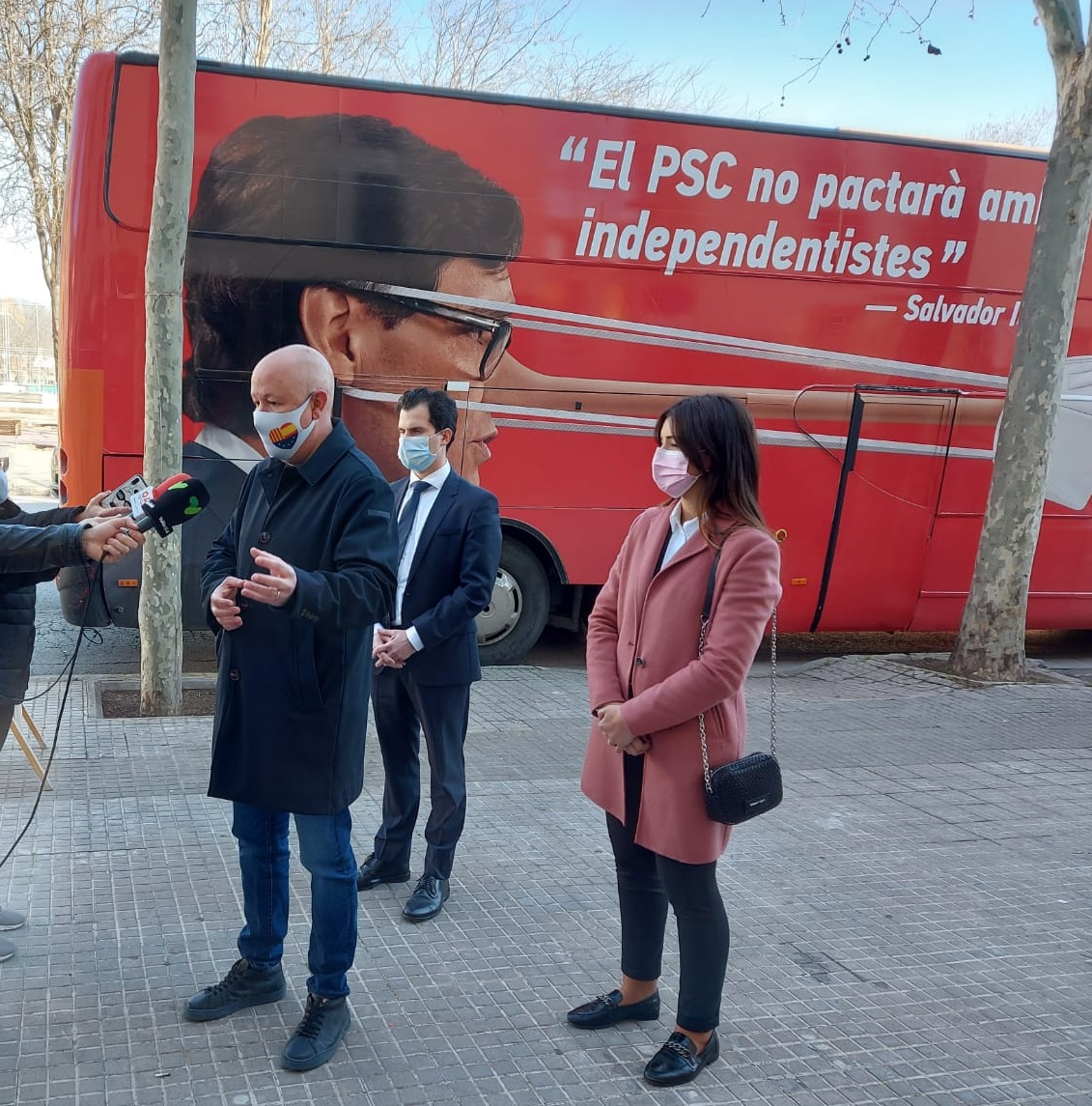 CsMollet's tweet photo. Hoy hemos acompañado a @joansabadell en un paseo por Mollet, junto a nuestros concejales, @EvaGuillenCs, @Ivan_Garrido_  y miembros de la agrupación.
Agradecer a @ManuelLosadaCs y @fjavigoma cargos de la secretarias territorial. https://t.co/0LwsiFvv40