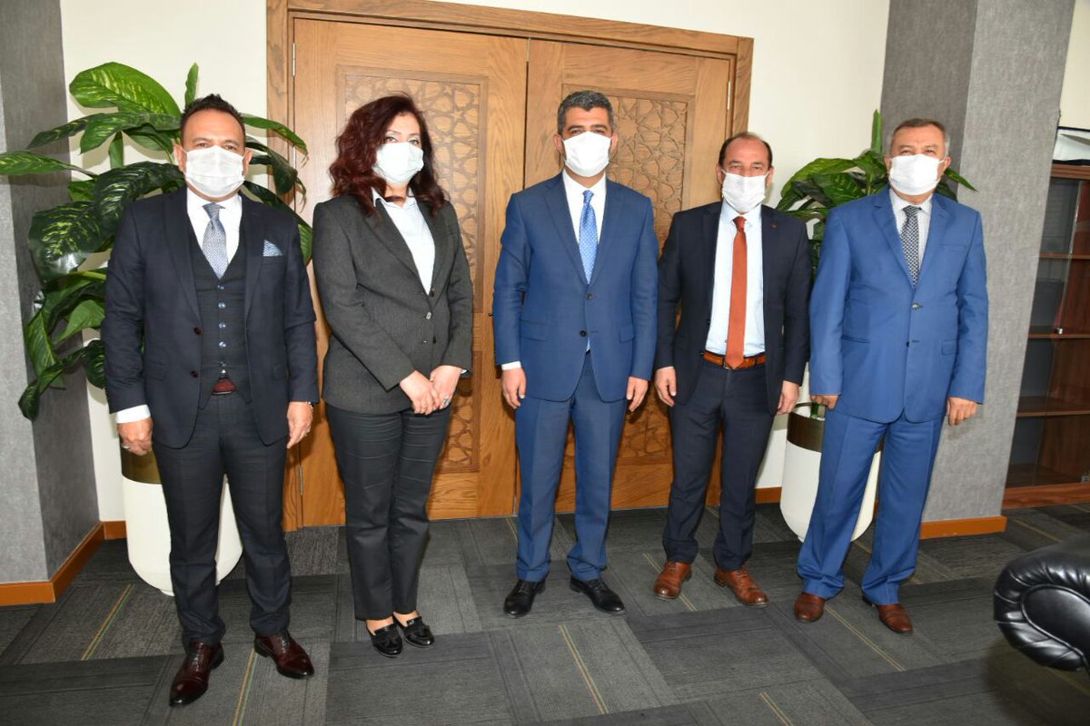 İl Milli Eğitim Müdürümüz Süleyman Ekici, Mustafa Kaynak Anadolu Lisesi, Kazım Kaynak Anadolu Lisesi, Sevil Kaynak Ortaokulu ve Nalan Kaynak Anadolu Lisesi Müdürlerini makamında kabul etti.

<a href="/ekicis20/">Süleyman EKİCİ</a>