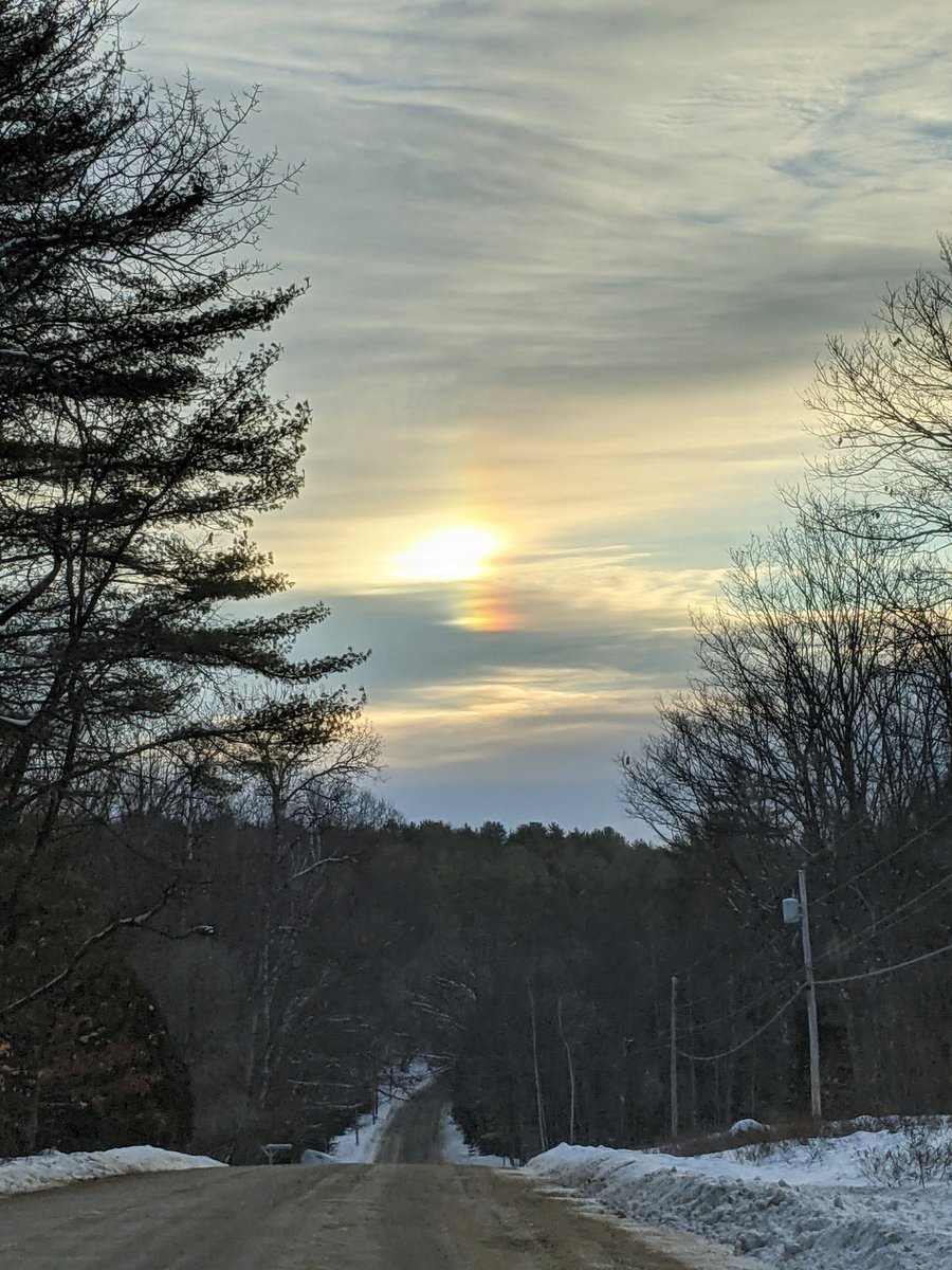 HeidiLynn1003's tweet photo. Anyone else catch a glimpse of the very colorful #sundog this morning at sunrise?  Check out my view in Porter!  #MEwx https://t.co/obKeAJVs2f