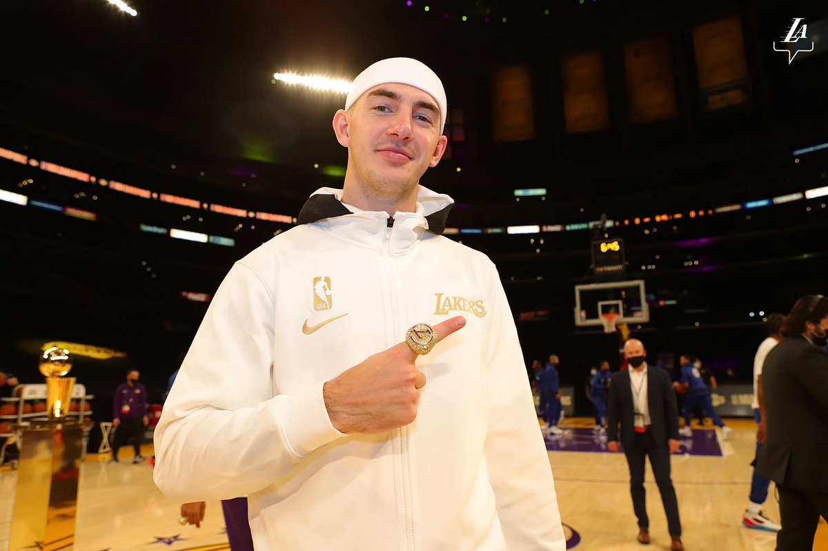 Lakers Twitter, how many RTs can we get for our guy Alex Caruso? 🤔 1 RT = 1 VOTE @ACFresh21 x #NBAAllStar