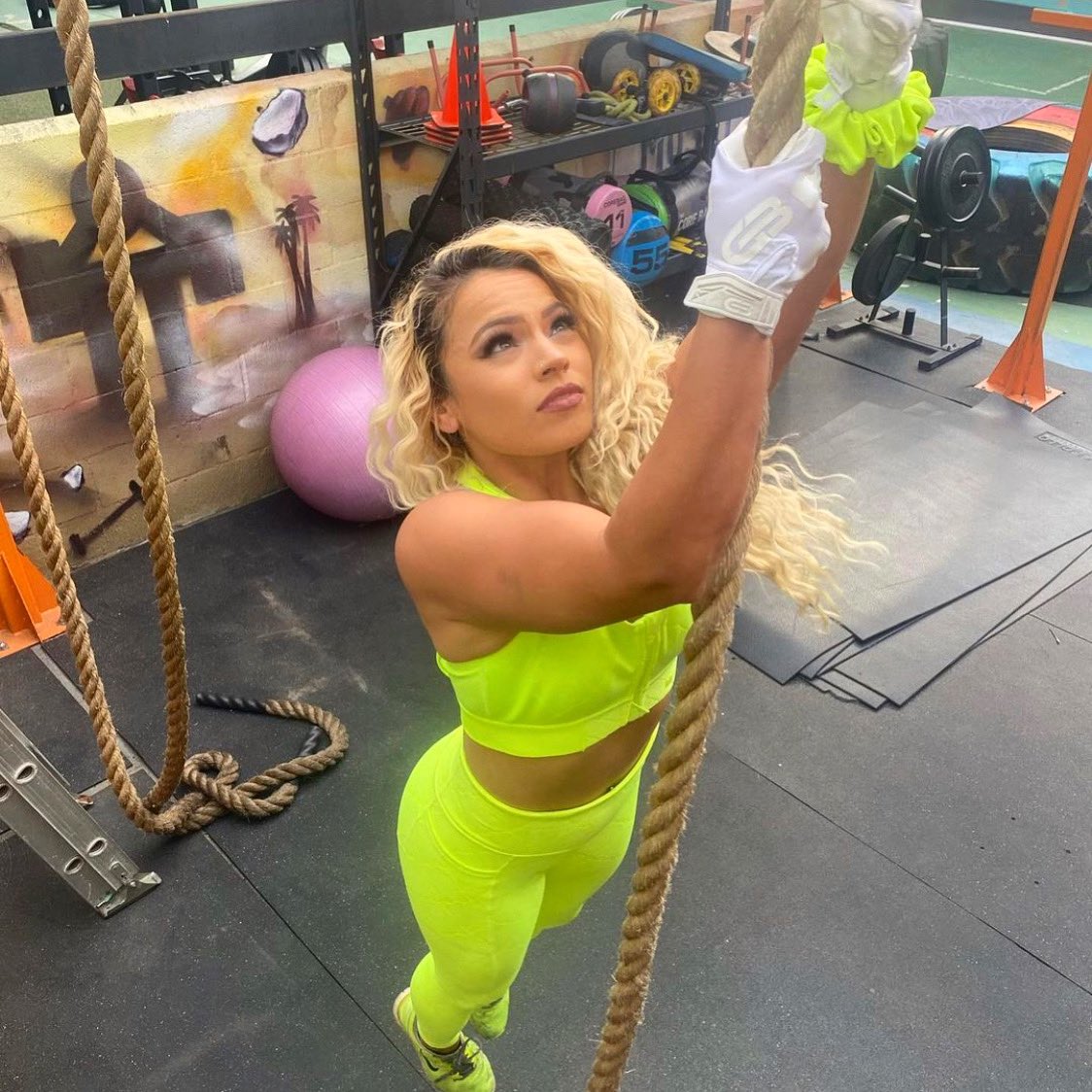 X League tweet media