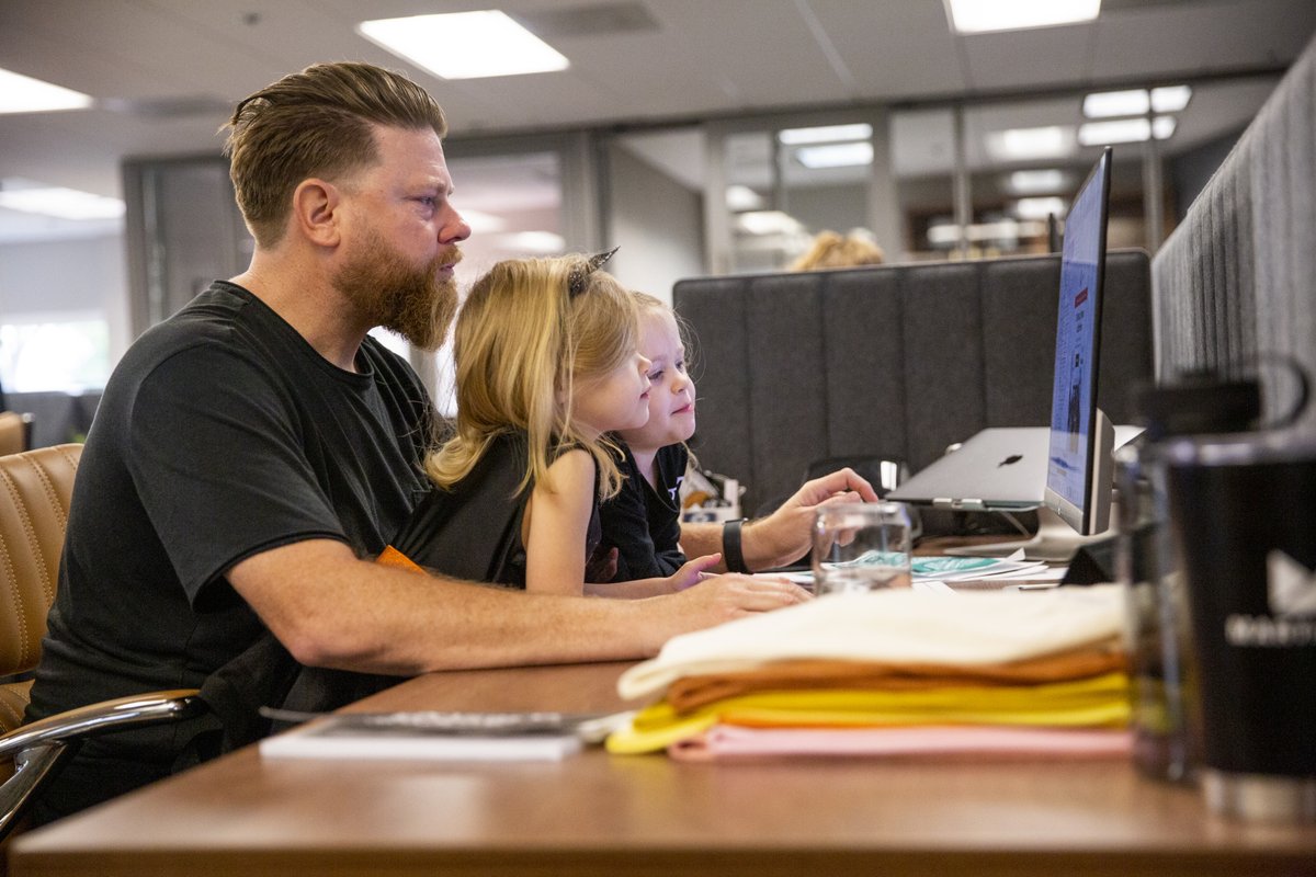 archerandhound's tweet photo. With our family-friendly work environment, we're proud to partner with First 5 Fresno County, an organization that celebrates and brings awareness to child-friendly businesses in Fresno County. #AHLife https://t.co/Ky4nNBpjHK