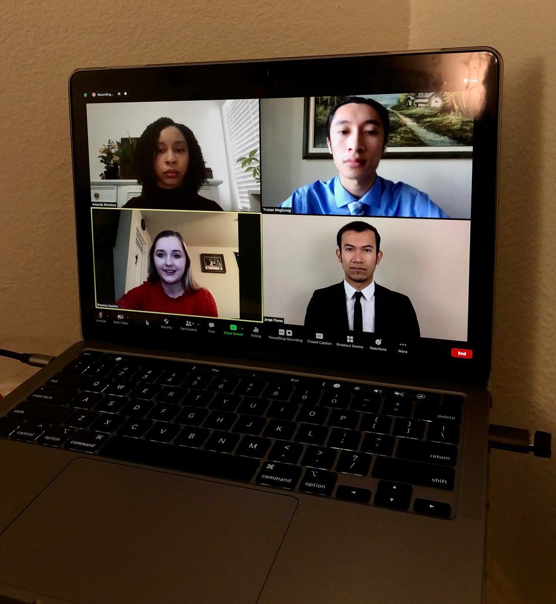 TITANS! THE REPORT: ROUNDTABLE DISCUSSION back for a new semester with the latest news, views, and info TO GO! Check out this sneak peek at our taping this morning: 📰💻🧑‍💻 

What do you think will be discussed in our next episode??