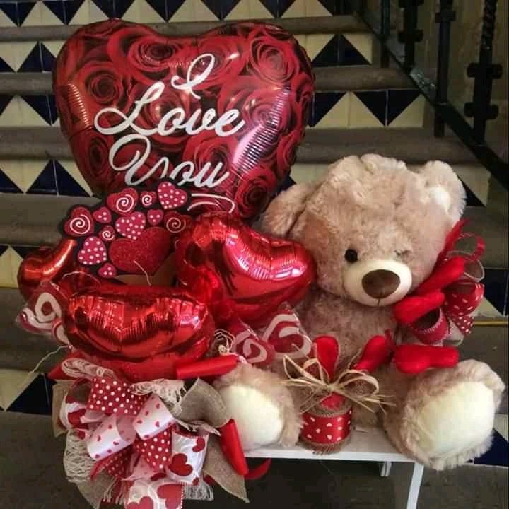 Cheemama1's tweet photo. Hey Fam...
The season of love is upon us.. 
Please slide in, call or WhatsApp us on 08172687543... 
Your surest suprise plug. 
Owerri/Aba/Asaba/PH/Umuahia/Nnewi/Onitsha and environs... 
#plsretweet 
#newbusinesshelpusgrow
#owerrisupriseplug
@Kinglamarr___ @DannyWalta https://t.co/VLx2PBO3Cb