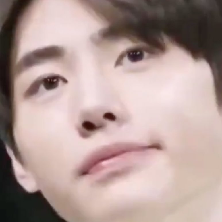 tinie sunghoon (@tiniehoons) on Twitter photo 