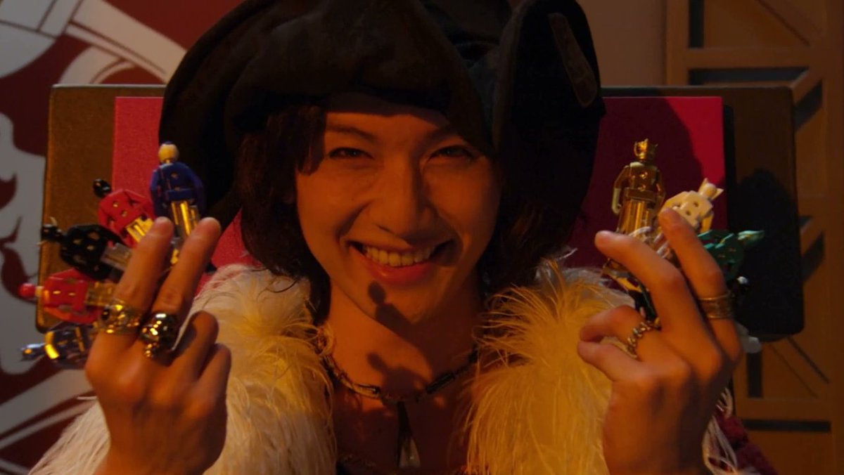 Of course Z & G would have had shared history, but at some point Gosei's youth (and nature) would have lead to a falling out. There, he would land in the company of an Artful Dodger/enabler type named Brig. THREAD  #powerdown