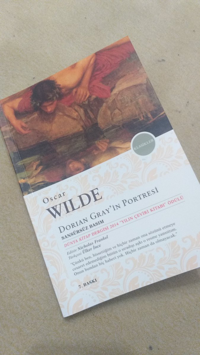 Narsizmi mükemmel işlemis bir başyapit oldu benim için.Tabiki #oblomov dan sonra 😀#doriangrayinportresi Keske yillar önce okumus olsaydim.