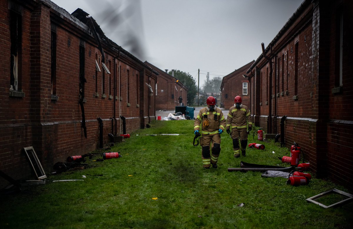 Chris J Ratcliffe (@cratcliffephoto) on Twitter photo Following a fire in Block 7 and the questionable arrest of photographer @andyaitchison, I had a look at Napier barracks in Kent being used to house asylum seekers for <a href="/GettyImagesNews/">Getty Images News</a>.
* Info on Andy’s arrest - theguardian.com/media/2021/jan…
* Info on the fire - theguardian.com/uk-news/2021/j… Following a fire in Block 7 and the questionable arrest of photographer @andyaitchison, I had a look at Napier barracks in Kent being used to house asylum seekers for <a href="/GettyImagesNews/">Getty Images News</a>.
* Info on Andy’s arrest - theguardian.com/media/2021/jan…
* Info on the fire - theguardian.com/uk-news/2021/j…
