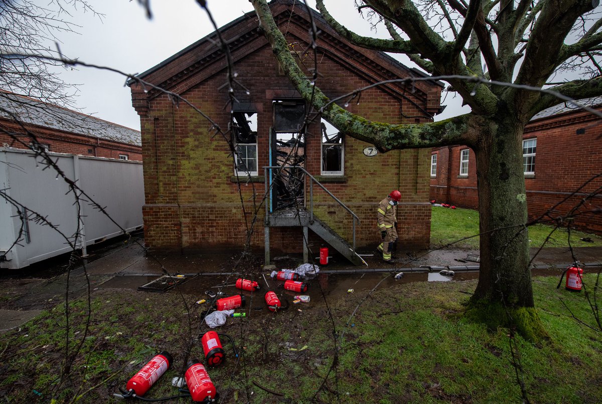 CRatcliffePhoto's tweet photo. Following a fire in Block 7 and the questionable arrest of photographer @andyaitchison, I had a look at Napier barracks in Kent being used to house asylum seekers for @GettyImagesNews. 
* Info on Andy’s arrest - https://t.co/U3RQv2NB6v
* Info on the fire - https://t.co/XU0kFFHmJQ https://t.co/H2Kgc7RkoF