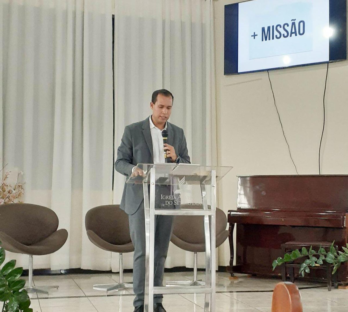 WesleyLSantiago's tweet photo. Sábado de batismo, comprometimento com a missão e largada para os 10 Dias de Oração, no distrito do Tiradentes!!!

+ Poder
+ Missão 
+ Liderança 

#GeracaoMissionaria https://t.co/DblTDXfdKP