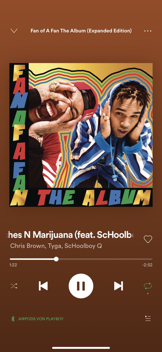 Pufftourist's tweet photo. Wer noch nie das Album gehört hat gehört gebackpfeift😤😤😤 https://t.co/HQtti0J8P8