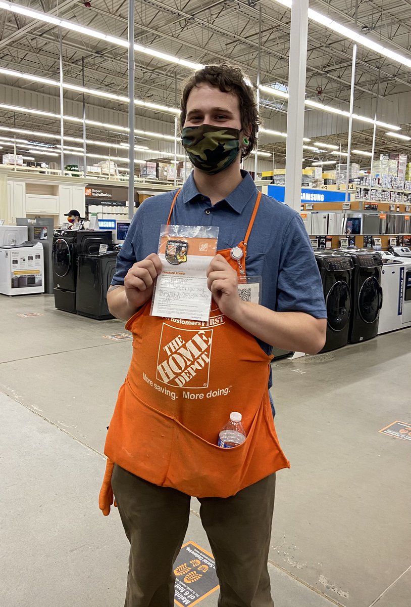 Jennifer R@THD tweet media