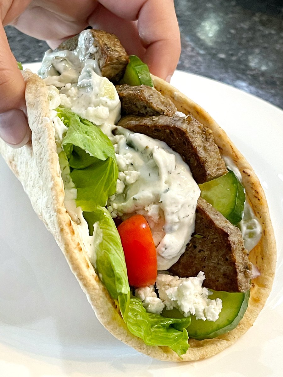 malbeckky's tweet photo. @Skinnytaste gyro loaf for the win! #SaturdayVibes https://t.co/RmnnK6v1cl