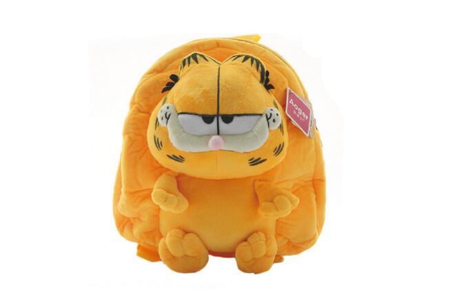 GarfieldsLips's tweet image. i really want this like imagine how cool someone would look with this, imagine all of the garf figures you could put in there