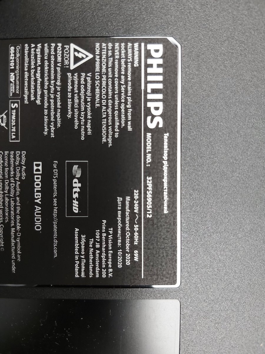 ProjectsSani's tweet photo. Wieder etwas aus der "Serie was ist drin". Heute ein PHILIPS 32" mit Display Schaden und was man einfach draus machen kann. Muss sagen da macht PHILIPS es qualitativ besser vom Aufbau als Samsung in der Preisklasse. https://t.co/SucFu9lNWG