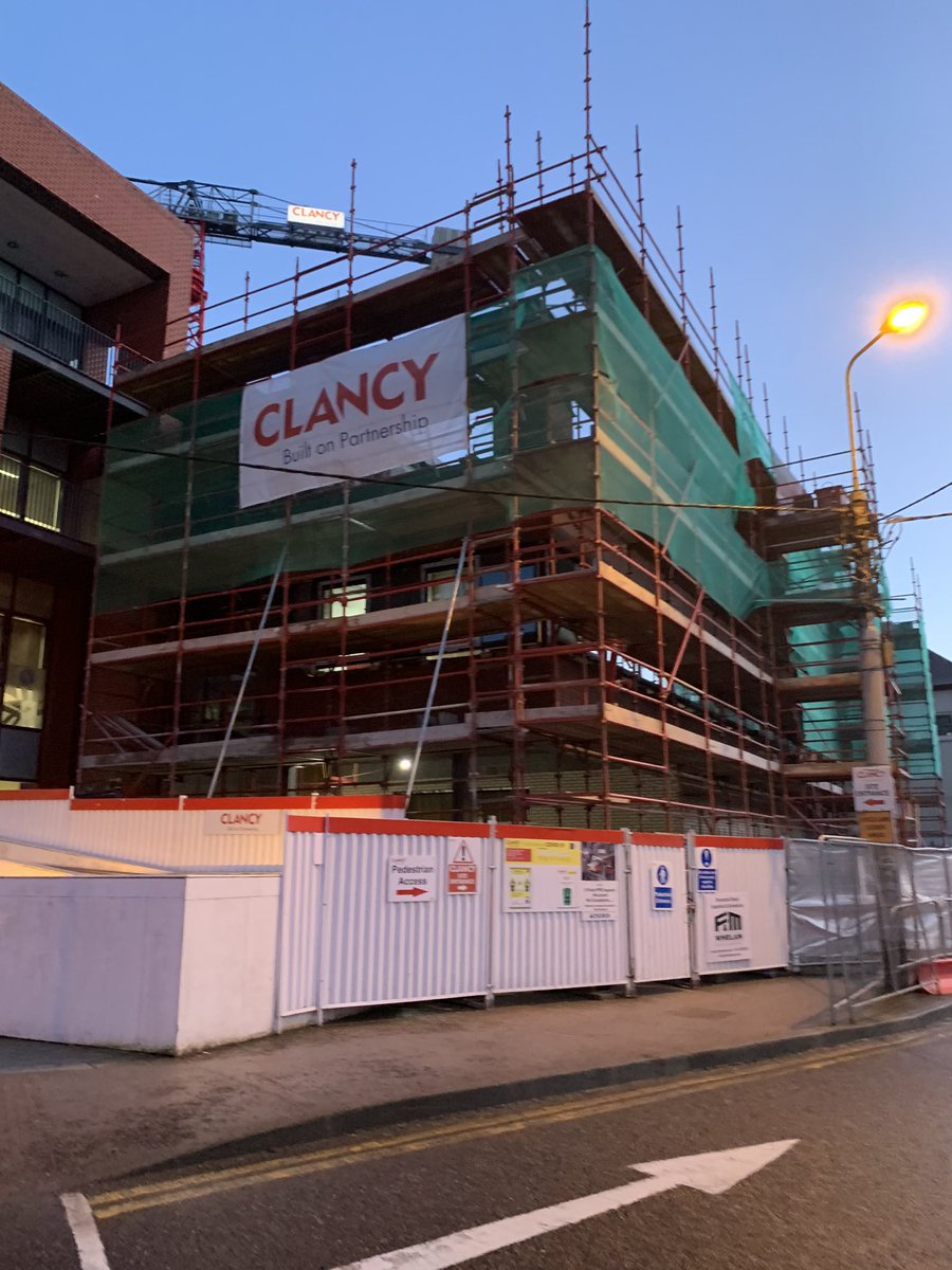 CorkCraneCount's tweet photo. The Braille motif is now visible in the brickwork and windows on ground floor of the new Eye Clinic at @SIVUH. It will spell out “Opthalmology”. Designed by @reddyarch and being built by @Clancy_Drangan. @PUNCHConsulting #DonOMalley #RPSGroup #LawlorBurns #5km https://t.co/UEvwwdruoi