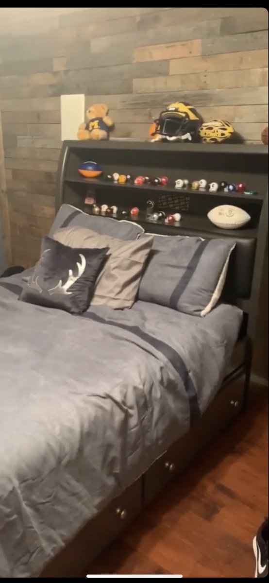 Daniels Sports Gear tweet media