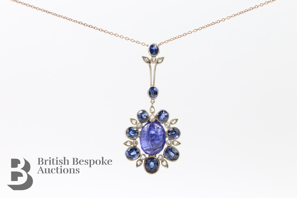 Coming up in next Wednesday's Sale: Lot 160 Stunning Sapphire and Diamond Pendant £2600-2800 #sapphire #diamond #diamondpendant #sapphirependant