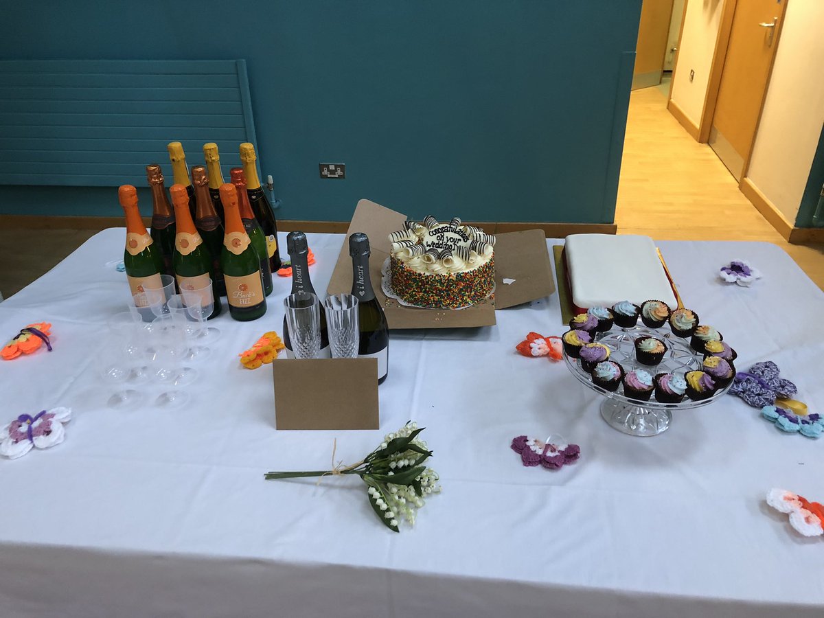 cathrinehv's tweet photo. Overwhelmed by human kindness today. Thank you to everyone who generously donated decorations, food and drink to help a wedding happen with just a few hours notice. And to the super team of staff including those at home and family roped in 😘@HaywardHouseNUH https://t.co/xb0mcq4ye0