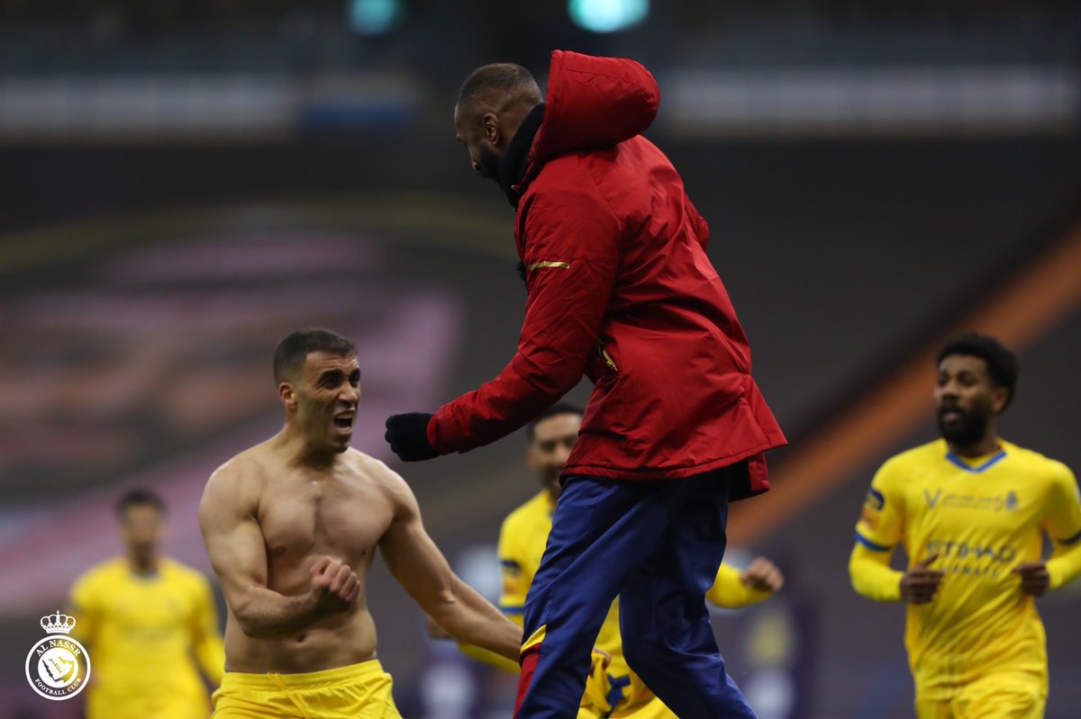 اسأل المرمى وتقوووووول لك هداااااف 🤩