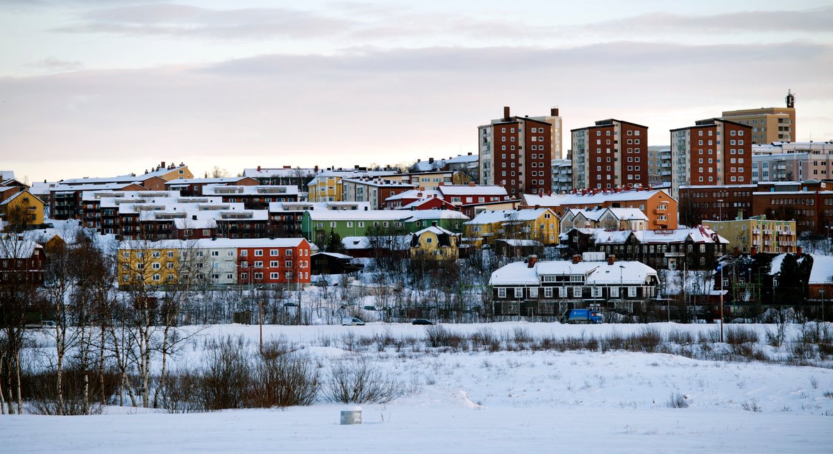 dezeen's tweet image. .@cmc, head curator of @ArkDesC, is speaking with indigenous artist Joar Nango about ArkDes' Kiruna Forever, an exhibition about the relocation of the northern Swedish city.

Watch @TheWrldAround talk on Dezeen: at.dezeen.com/39vQRKw