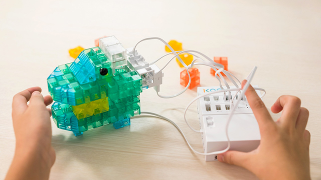 ChileCode's tweet image. KOOV, los robots de Sony que enseñan a los niños a programar

koov.io/teaser