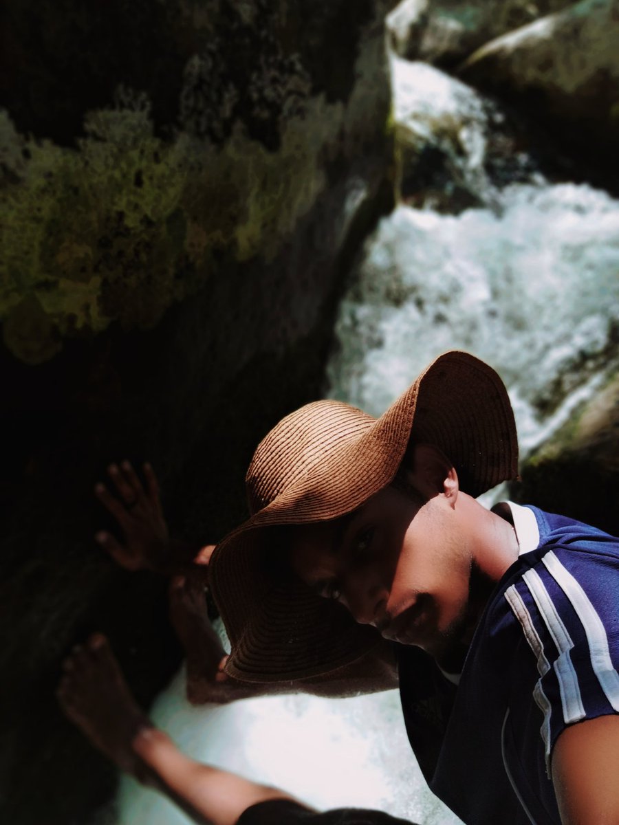 nielso0n's tweet photo. #natureza #cachoeira 🦋👒 https://t.co/5e6esC48lg