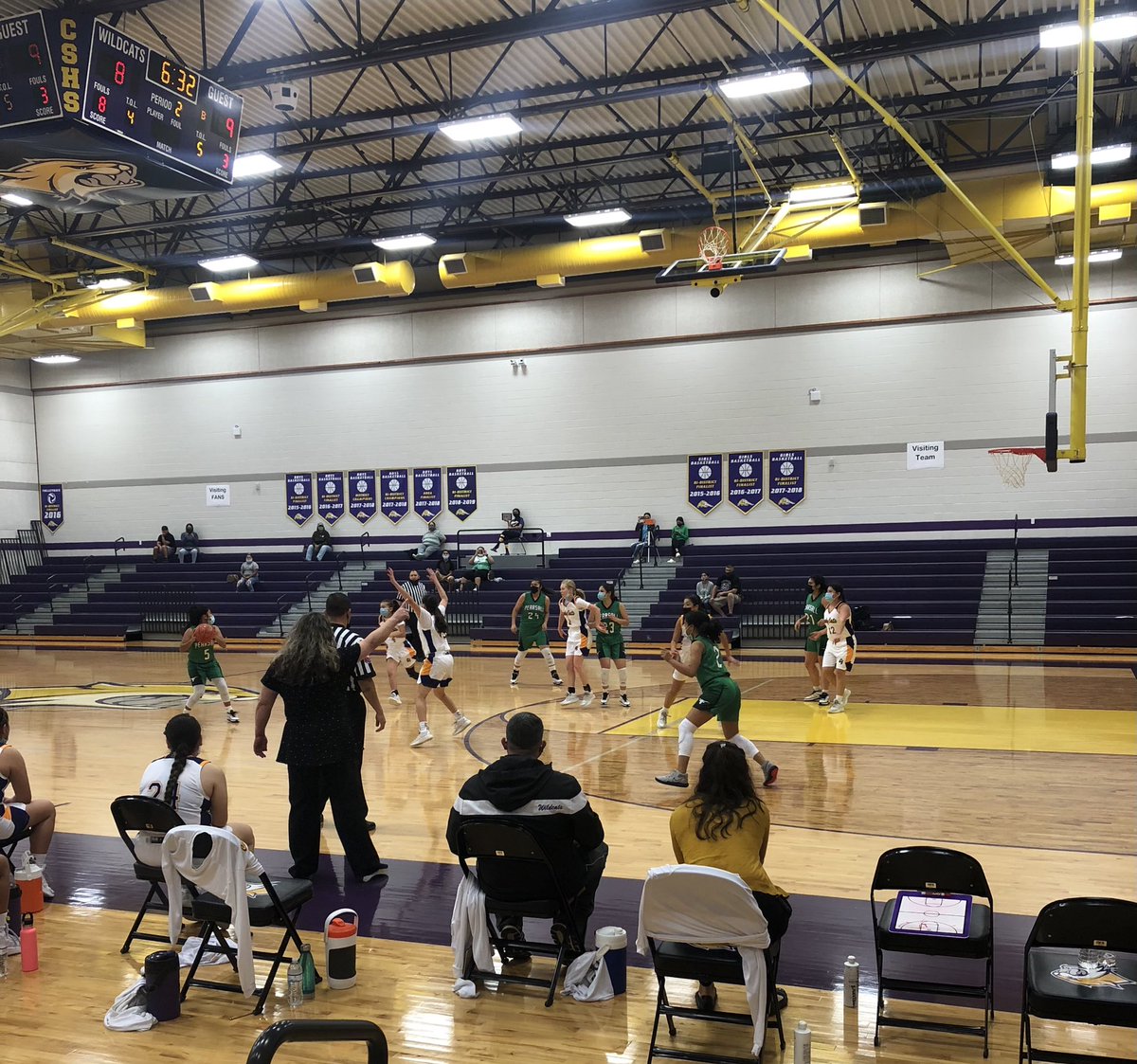 ComancheTR1BE's tweet photo. Lady Cats Hoopin’! #GetchaMoney #EAT https://t.co/6il1gYNZj1
