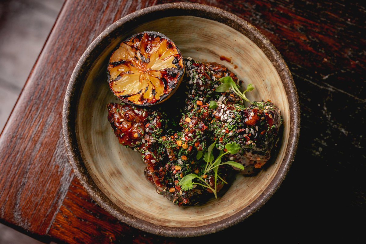 The legend of all vegan snacks, The Korean Fried Cauliflower 🔥
Delivering it Dirtee across Brighton via UberEats. Order here 👇 tinyurl.com/yck63ud4