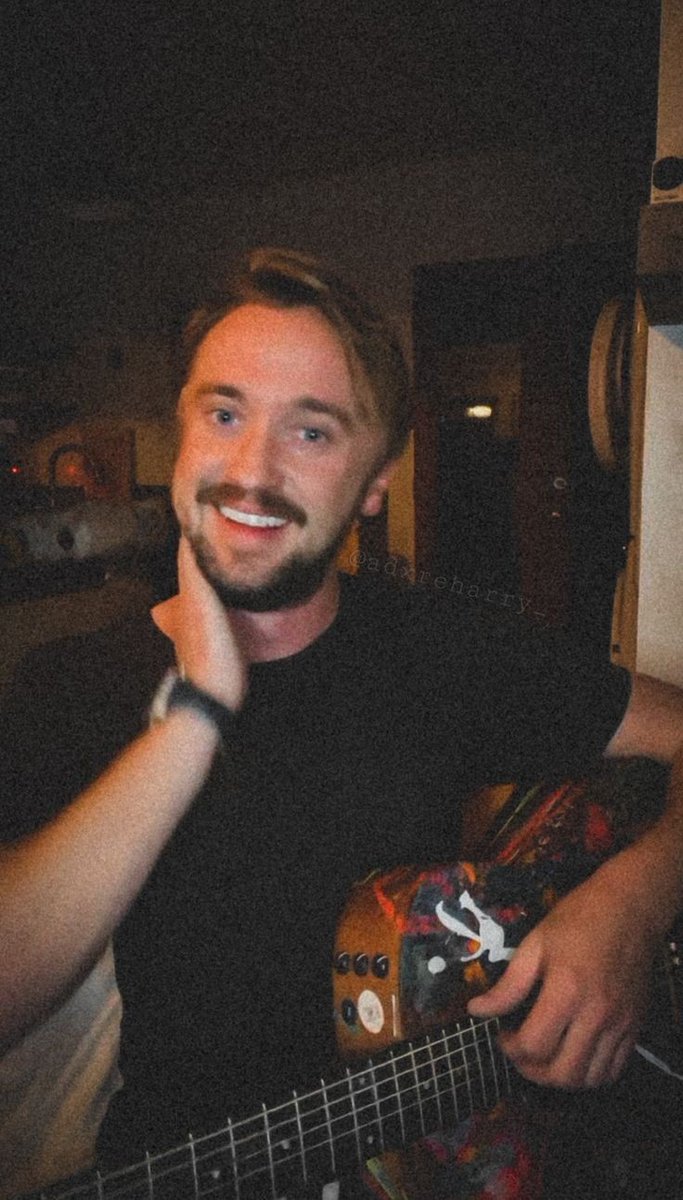 willowfelton22's tweet photo. @teamt22felton @TomFelton We all love you Tomβ€οΈππΌ#PotterPositivity https://t.co/8enGykWivu