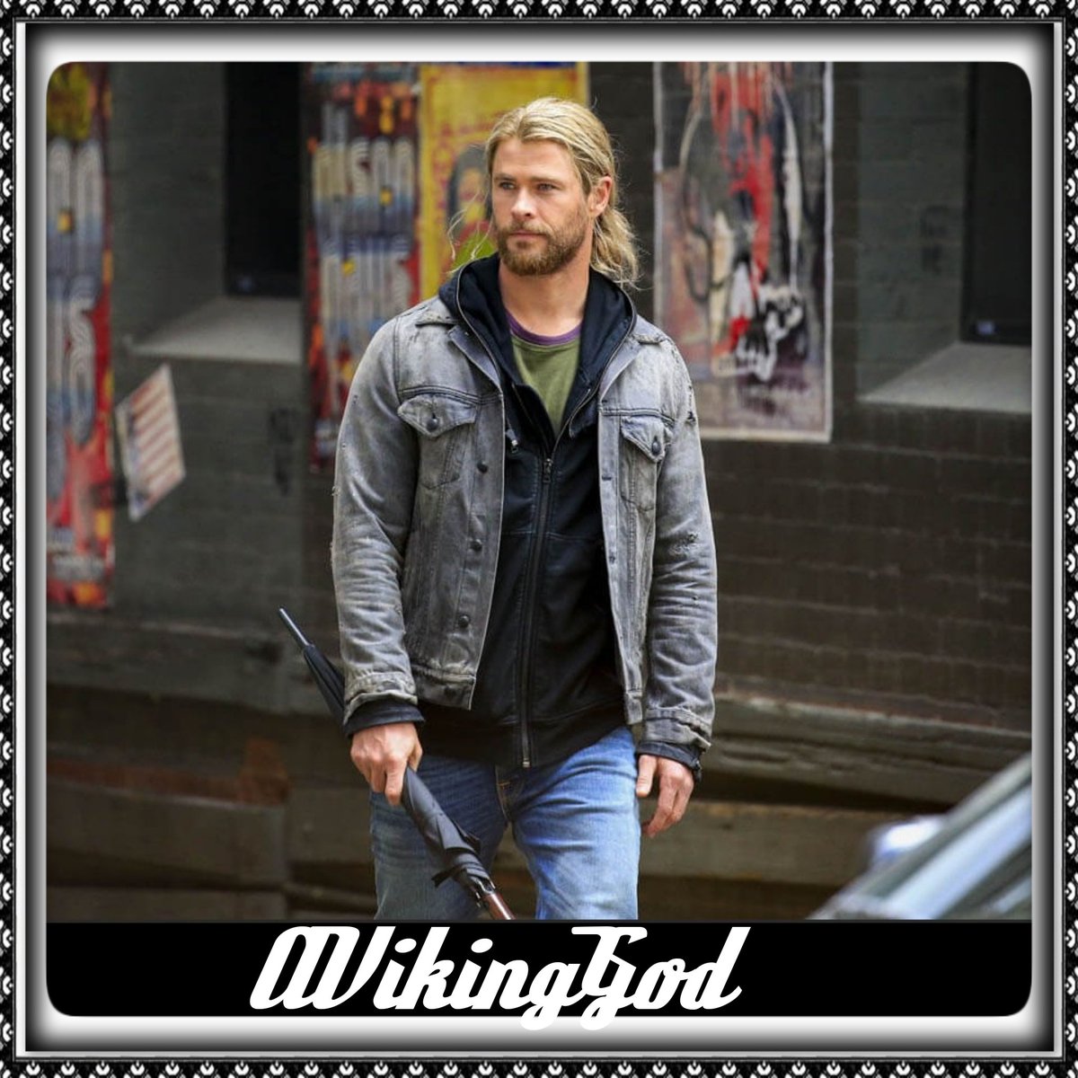 Thor. Parody. (@avikinggod) on Twitter photo 