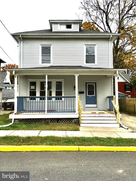 Miss_MandaG's tweet photo. Fall in love with this 3 BD/ 2 BA in Woodbury. Call, text or direct message me for more info.  https://t.co/Rso0P1x6kP https://t.co/8gyeTikYoG