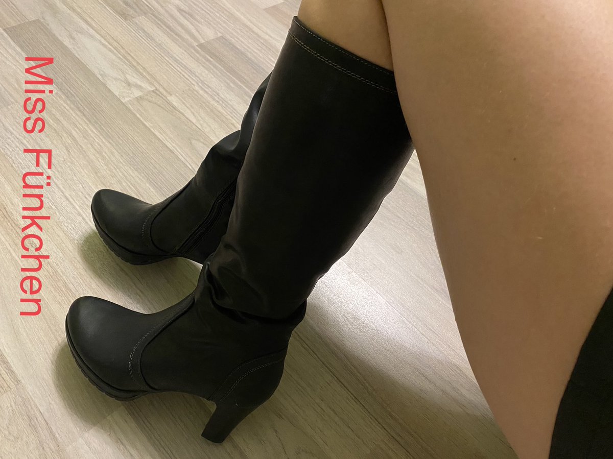 S_Fuenkchen's tweet photo. Starten wir heute das erste #RtGame mit @Peterkerloch1 

2/2/2
Like/RT/Kommi 
Laufzeit 24h

Von jedem zählt nur 1 Kommentar

Lasst ihn zahlen!

#MissFünkchen
#geldherrin #herrin #sklave #slave #geldsklave #moneypig #paypig #zahlschwein #cashpig #fetisch #femdom #findom #moneydom https://t.co/coyiYTHHID