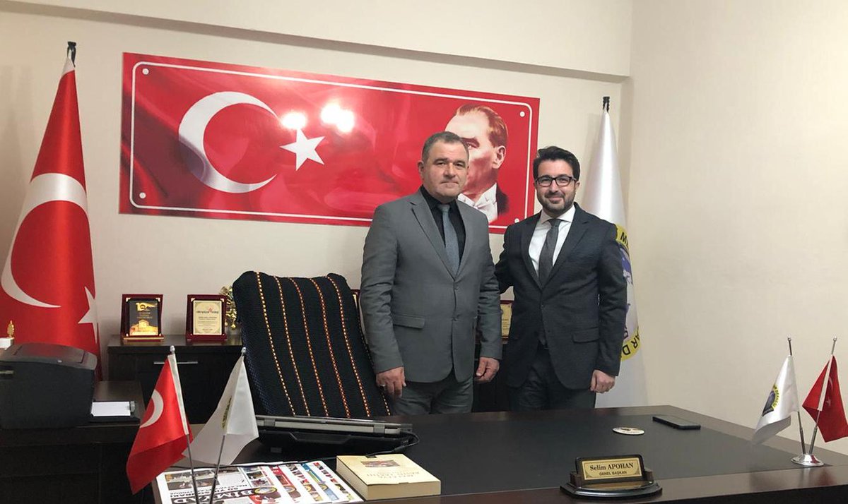 bimyad's tweet photo. Büyükşehir Belediye Başkanımızın, Danışmanı Sayın Av. Fatih Kerimoğlu'na Basın İnternet Medya Yayıncılar Derneği Genel Merkezine yapmış oldukları nazik ziyaretlerinden dolayı teşekkür ediyor, çalışmalarında başarılar diliyorum... https://t.co/E5xXkZnIDM
