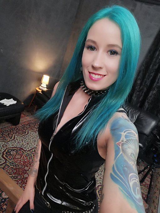 Hey guys 🤗 How are you? 😘 Come look around here➡️https://t.co/9MMhVaF1mO Join now➡️https://t.co/vVdJVzbFl5<a href="/tag/follow"class="tags"><span>#follow</span></a><a href="/tag/fetish"class="tags"><span>#fetish</span></a><a href="/tag/smiley"class="tags"><span>#smiley</span></a><a href="/tag/rt"class="tags"><span>#rt</span></a><a href="/tag/mistress"class="tags"><span>#mistress</span></a><a href="/tag/customclips"class="tags"><span>#customclips</span></a>
