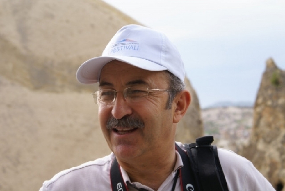 Bir Yazar Bir Eser : DİRENEN KÜLTÜR - Mustafa Şaban Oğur
“Reyhanlı Çerkesleri (Adığeleri) İle DİRENEN KÜLTÜR” ün, çok daha fazla kişiye ulaşması, çok daha fazla kişi tarafından okunması, eserden toplumumuzun âzâmi derecede istifade etmesi temennisiyle...

rb.gy/hwbtua