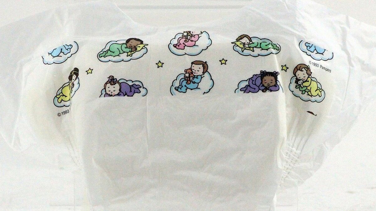 boydiaperlover's tweet photo. If I take a look into the past my favorite Pampers diapers were made at the end of the 80s to the end of the 90s, so what is your favorite period and can you imagine how #Pampers diapers will look in 10 years? #DiaperLover
https://t.co/w0NPYl0BU6 https://t.co/0hULfbcQF0