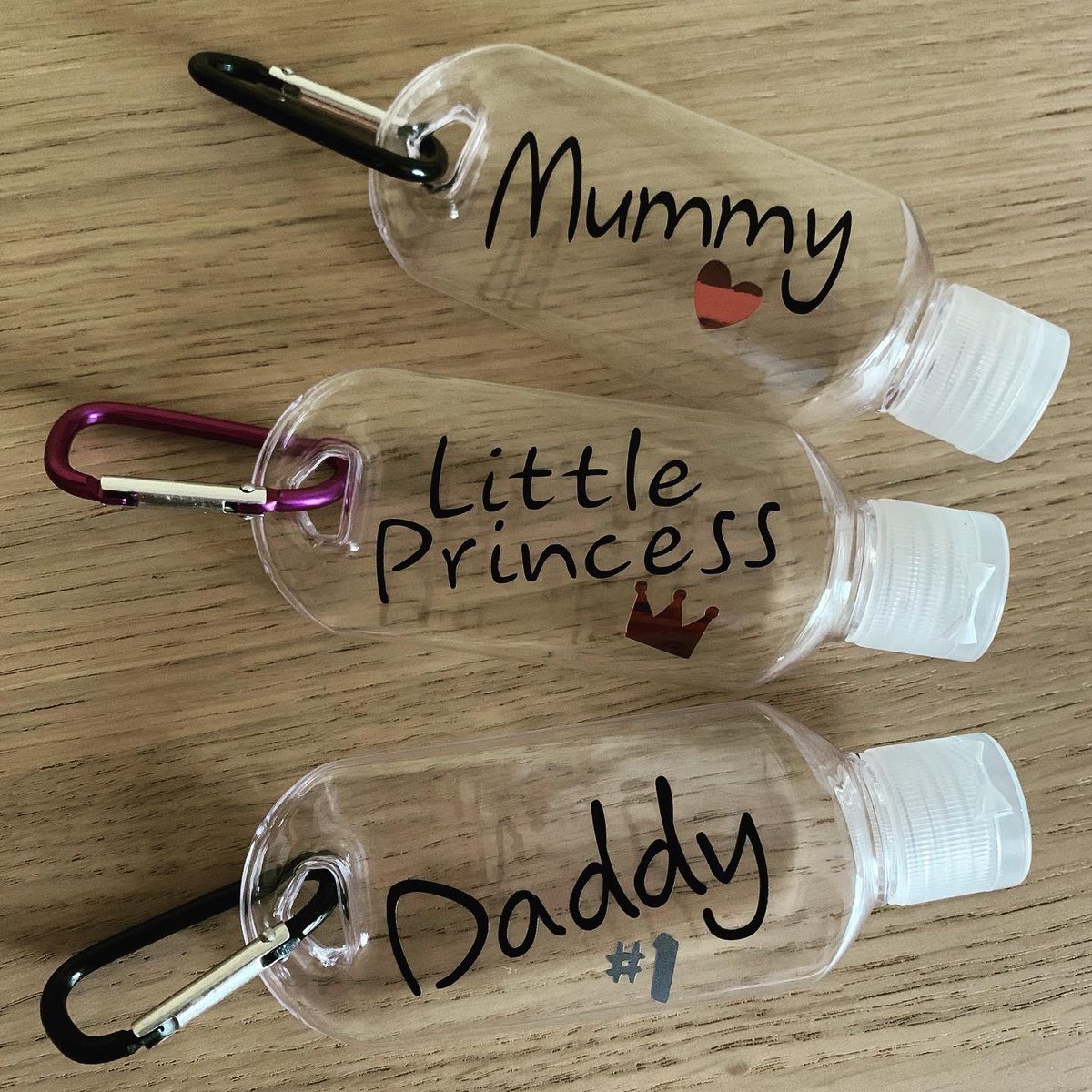 HMakes2's tweet image. Love the idea of these reusable sanitiser bottles made for a soon to be mum and dad 💕 these are also a great idea for back to school (I’m counting down the sleeps!) and overnight stays (when we’re allowed!) 🙃