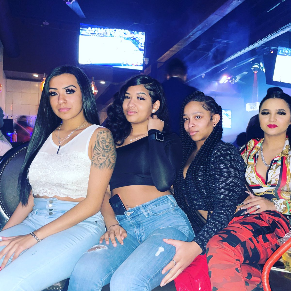 Lava Lounge tweet media