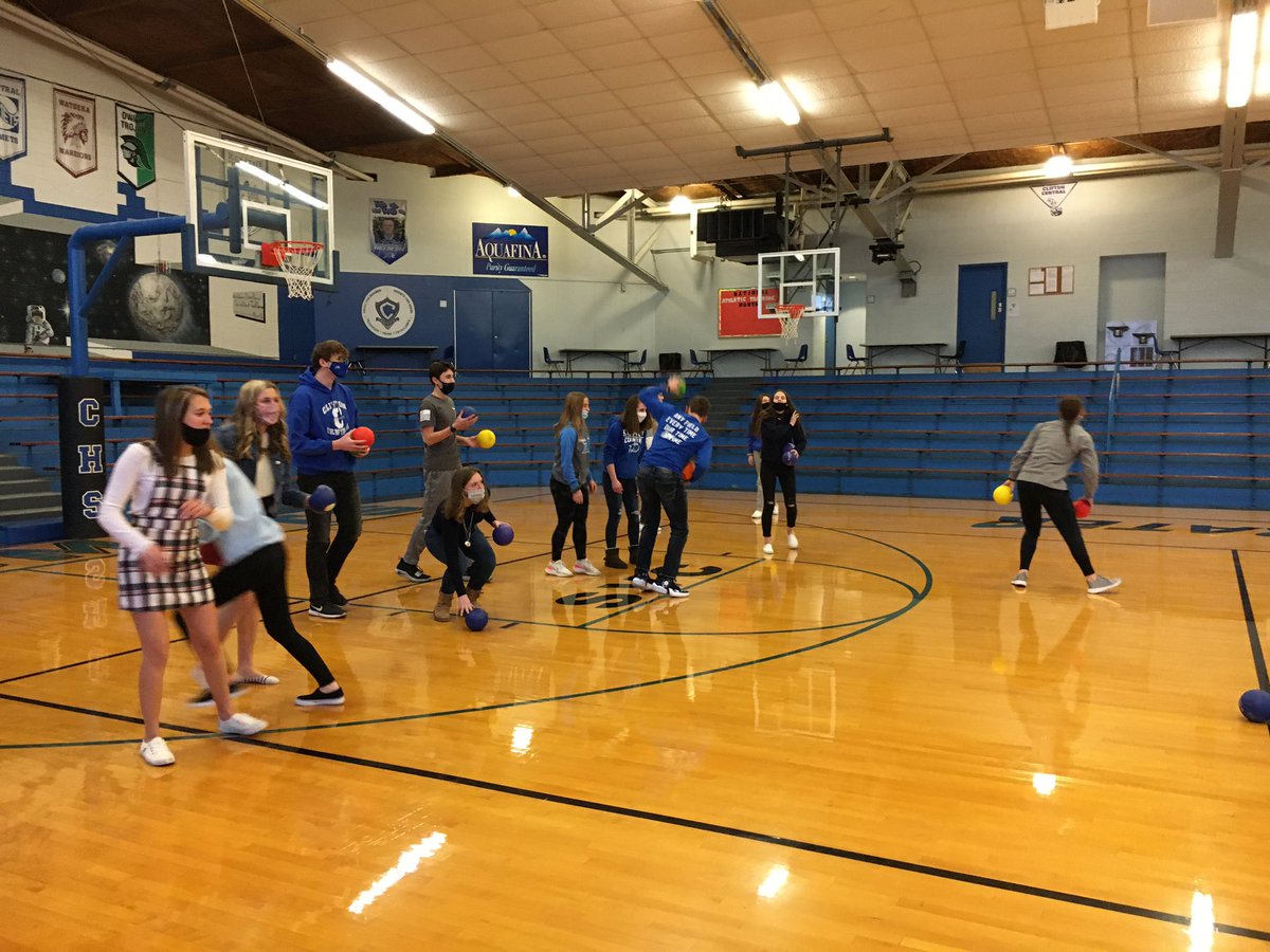 CHSstucrew's tweet photo. Let the games begin!  After the stuco mtg on Thursday a game of dodge ball took place. Dodge, duck, dip, dive, dodge https://t.co/MDqIPHfz0L