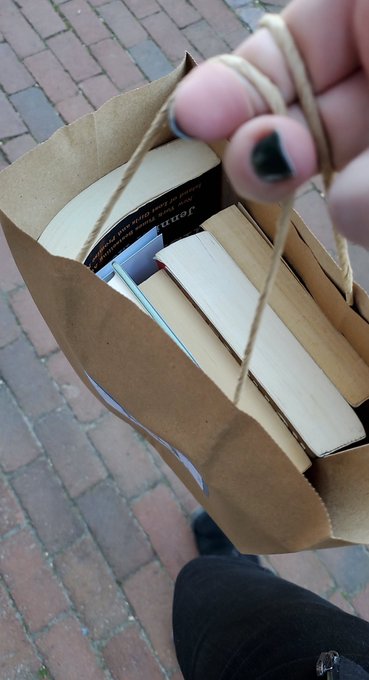 Went to a used book shop and got some gay shit https://t.co/Ag2w3Pyd11
