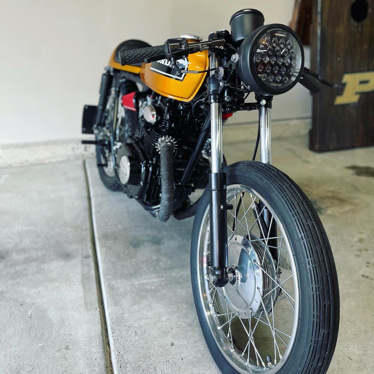 cjpoppin_'s tweet photo. Extremely happy with my final product. I found this gem with 600 original miles and a seized engine in a barn. I’ve never built a bike before and I’ve learned a lot over the last nine months. #cb175 #caferacer #honda @CafeRacerDreams @CafeRacerTV @caferacerdesign @caferacerxxx https://t.co/LAMrkWSP9a