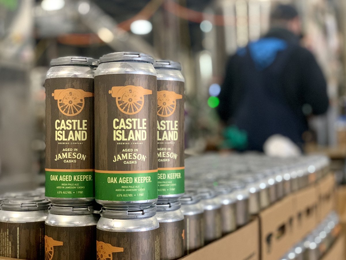 We made plenty to share! Expect to see Oak Aged Keeper at select stores and pubs across Massachusetts in the next couple of weeks, along with some sweet promos and giveaways!

#jamesoncaskmates #castleislandbrewing #lovethyneighborhood #drinkingbuddies #pernodricard @jameson_us