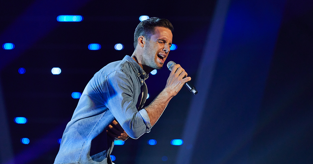 Watch stage performer Andrew Bateup wow the judges on #thevoiceuk whatsonstage.com/london-theatre…