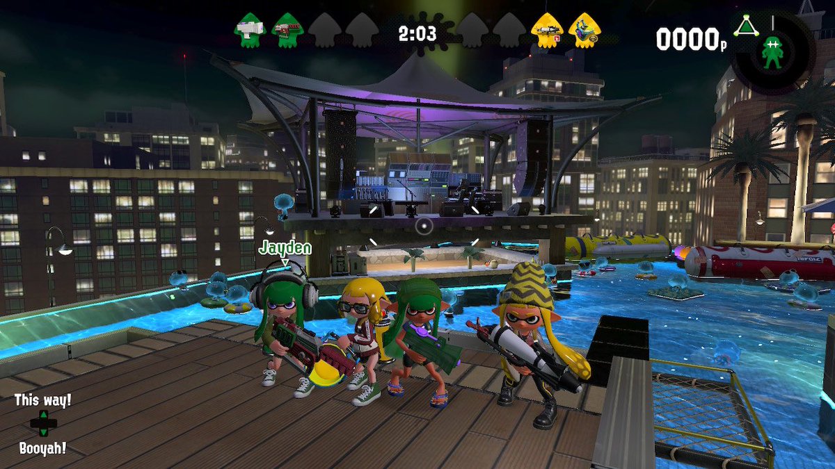 Unlighted tweet media