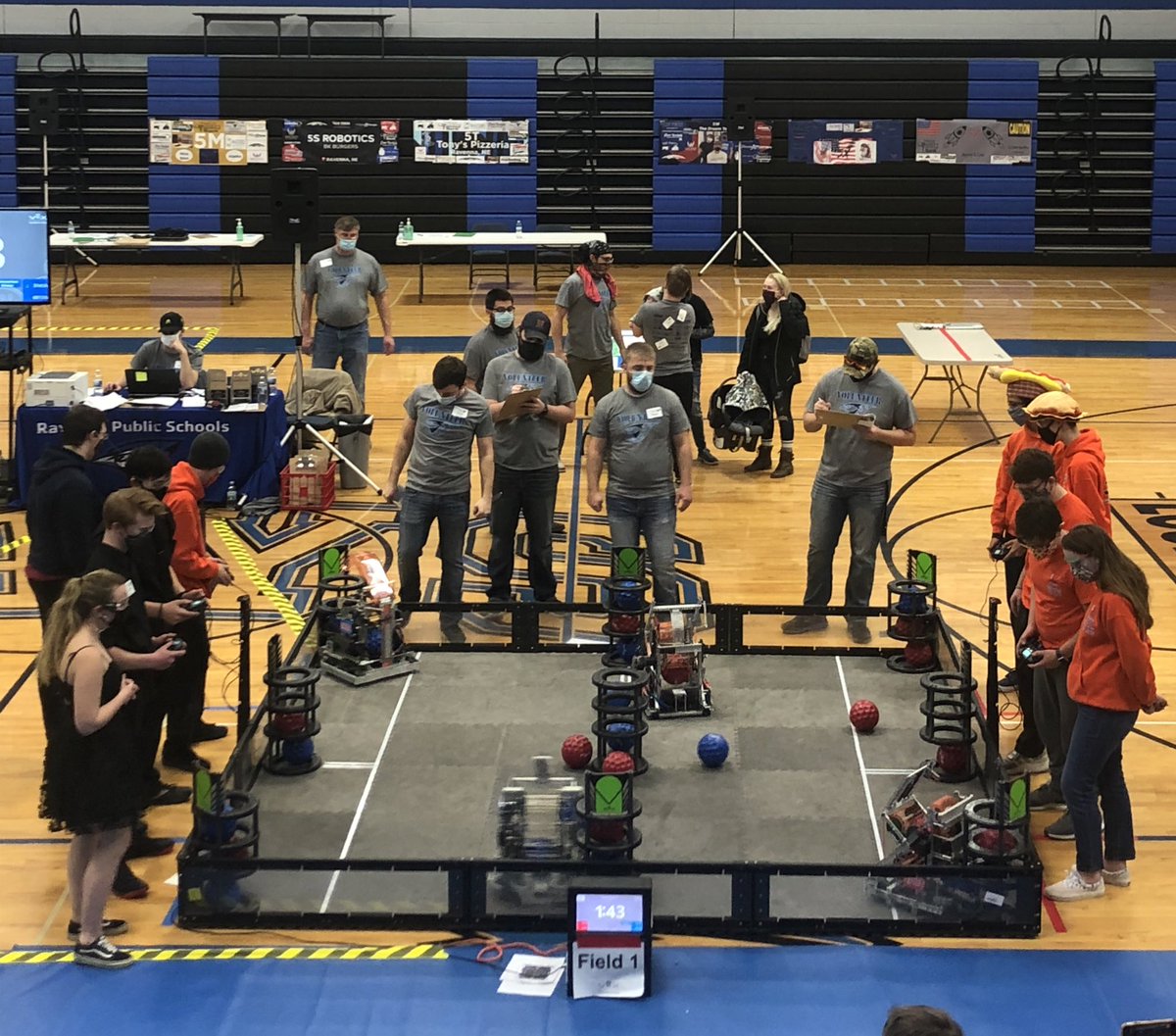 Team3141's tweet photo. 3141B and 3141S bring home the trophy!!   3141A and 6813W are finalists!  Great day for the Cougars!! https://t.co/2lGQ6nQOfB