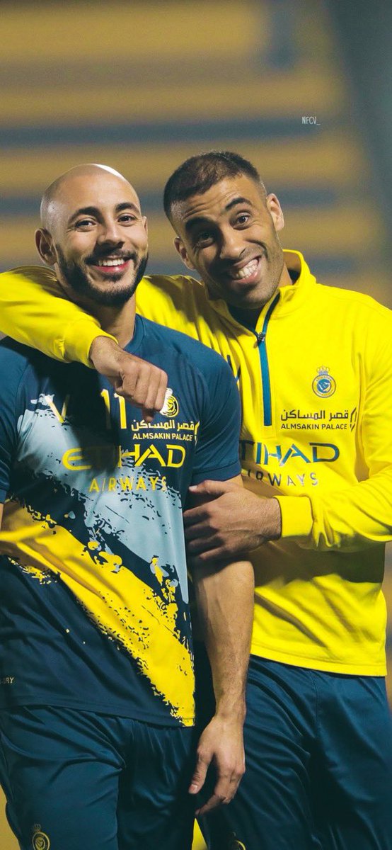 Me22d2's tweet photo. #سعاد_جابر مال الذهب الا رجال تشيله ومال النصر غير البطولات خلان 💛💛💛💛💛💛💛💛💛💛💛💛💛@AlNassrFC  @soadoo_j https://t.co/lrJfzRtoor