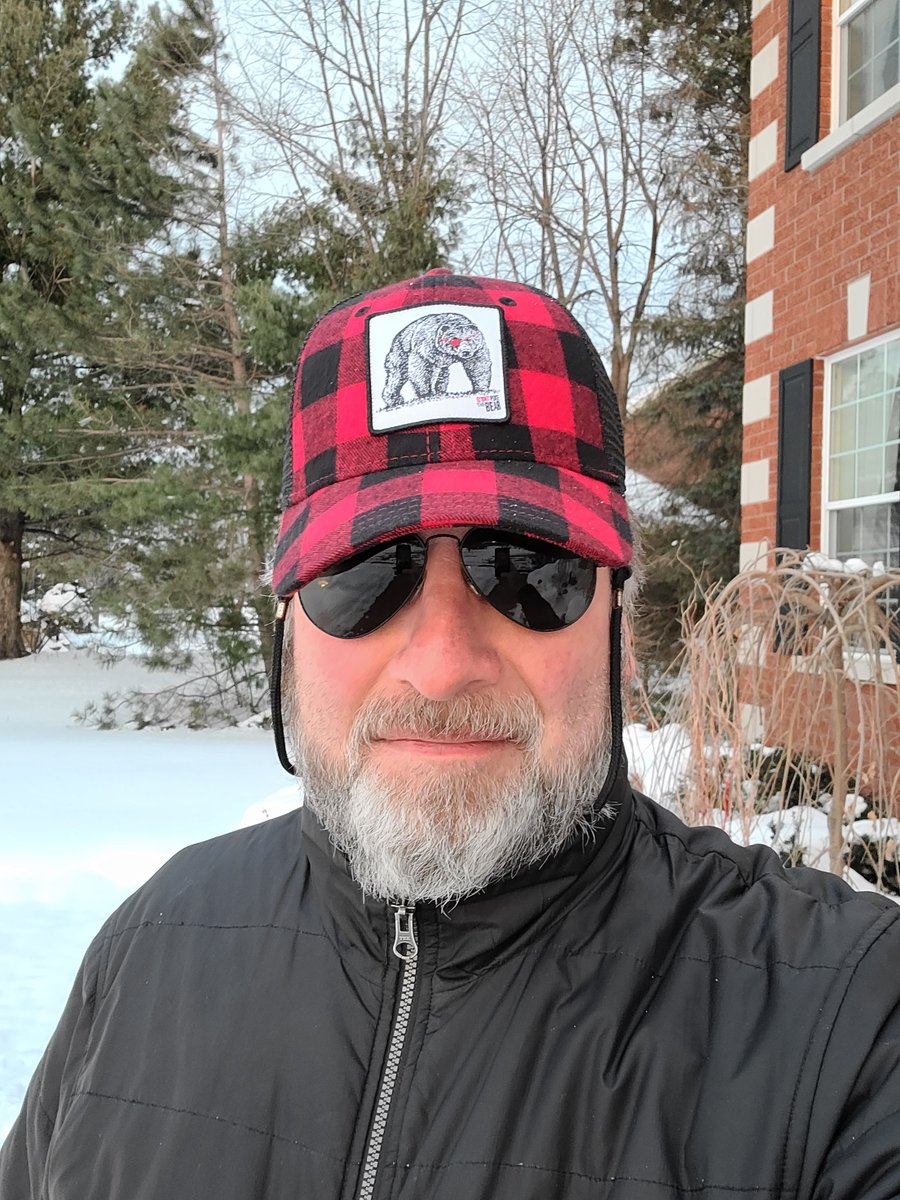 johnaglowackijr's tweet image. New chapeau.  Thanks Andrew @vonTeichman!   #dontpokethebear #friendsfirst #hiBEARnate #hibearnatewithme #bullyfree  
@dontpokebears