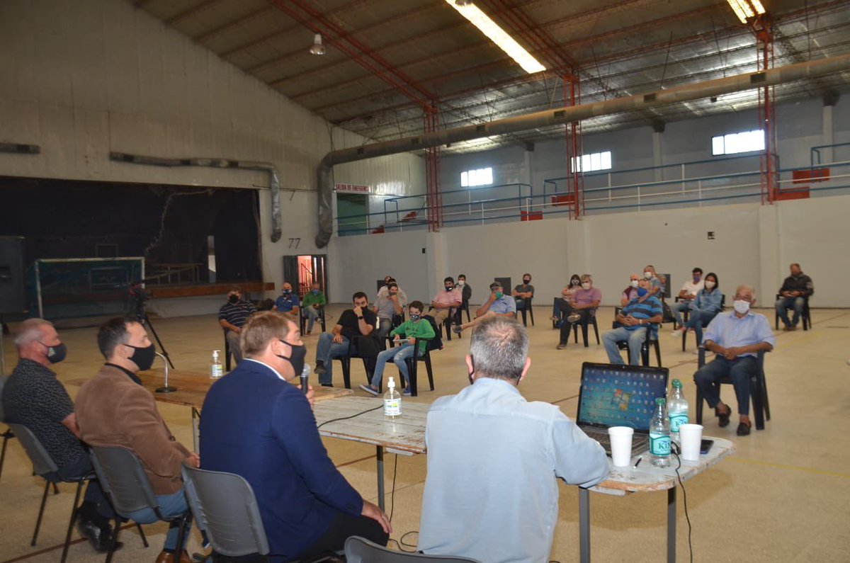 TWAMADERNA's tweet photo. La Compañía de Riego del VIRCH es una pieza fundamental para el desarrollo productivo de la Comarca. Junto a mis colegas de Gaiman, Dolavon, 28 de Julio y Rawson, acompañamos el proceso de normalización de la entidad, apuntalando el sector en la región.
#ComarcaUnida https://t.co/y0FHJiaDUL