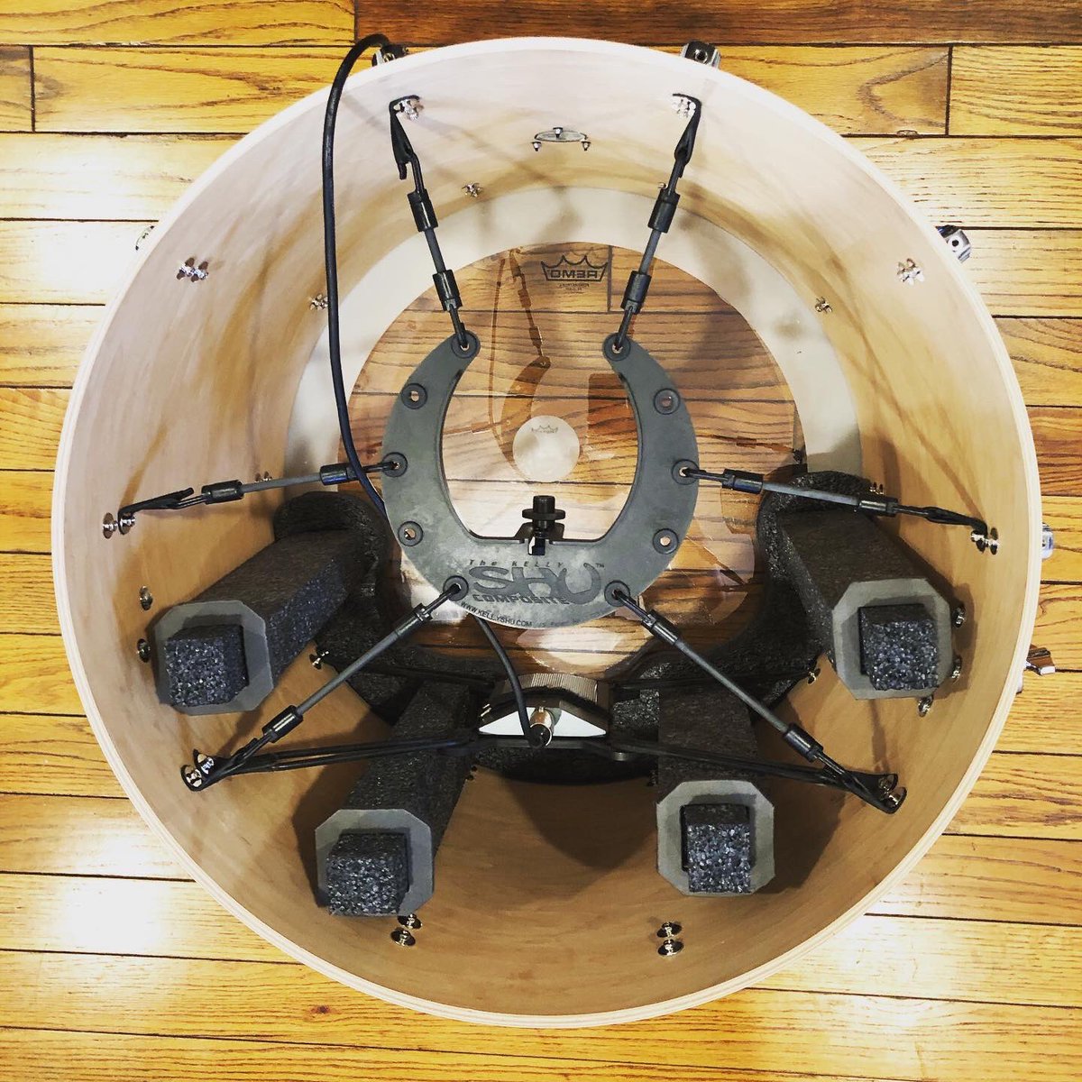 AaronTheDrummer's tweet photo. Upgraded to a #MuscleMuffle. Looks pretty sexy with @The_Kelly_SHU system, if I do say so myself 💅🏼 https://t.co/vPdTiD43ud